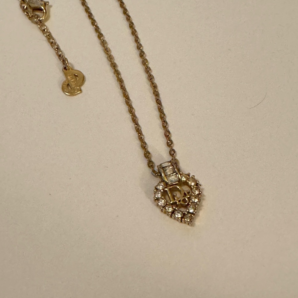 Christian Dior Crystal heart necklace - Picture 2 of 3
